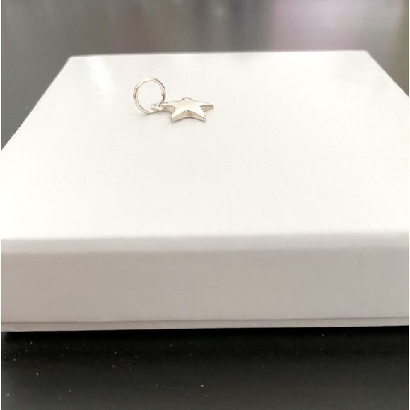 Sterling Silver Star Charm - Picture 4 of 4